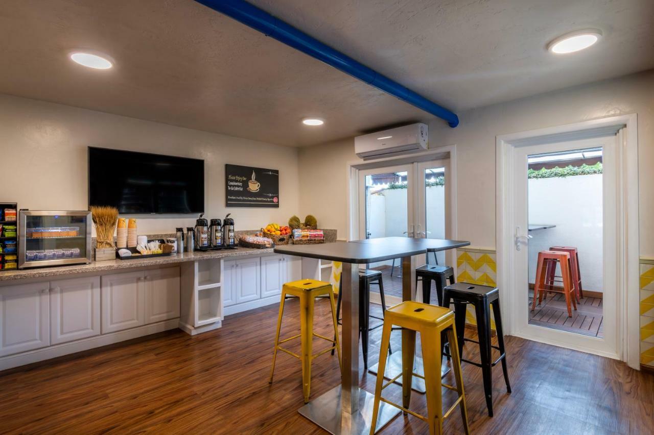 Hotel Pepper Tree Boutique Kitchen Studios - Anaheim Dış mekan fotoğraf